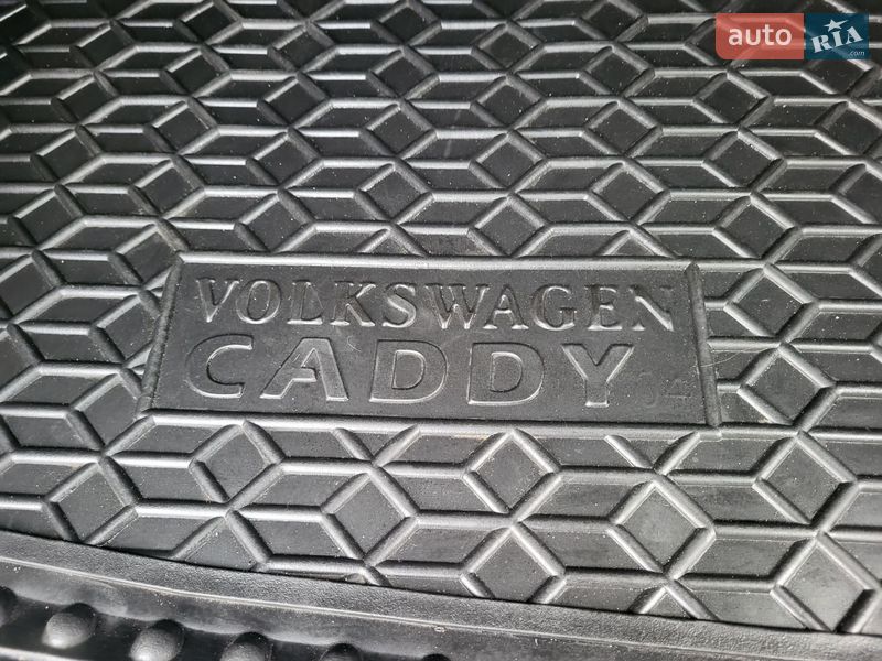 Минивэн Volkswagen Caddy 2006 в Хмельницком