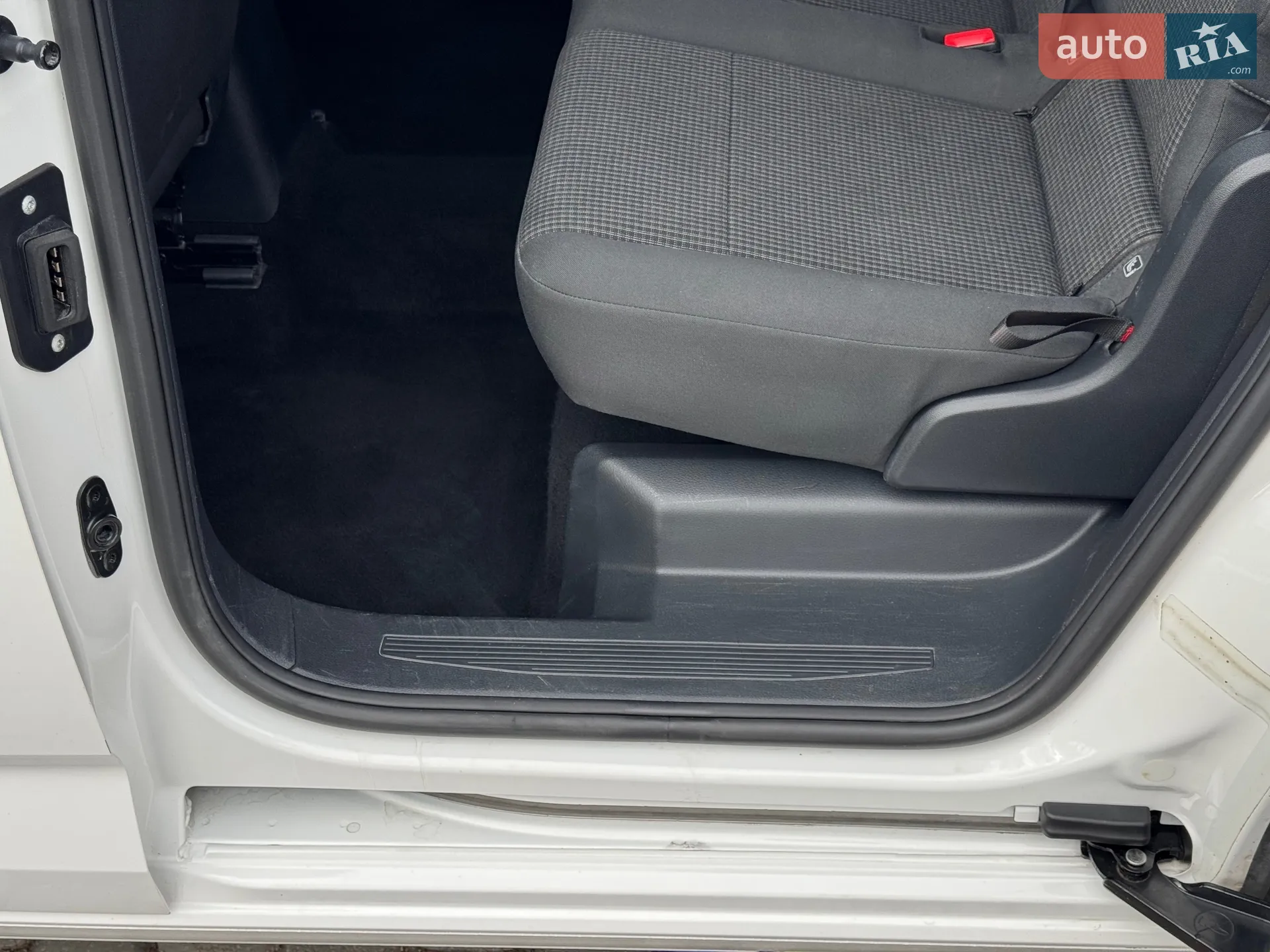 2021 Volkswagen Caddy - мініатюра 21