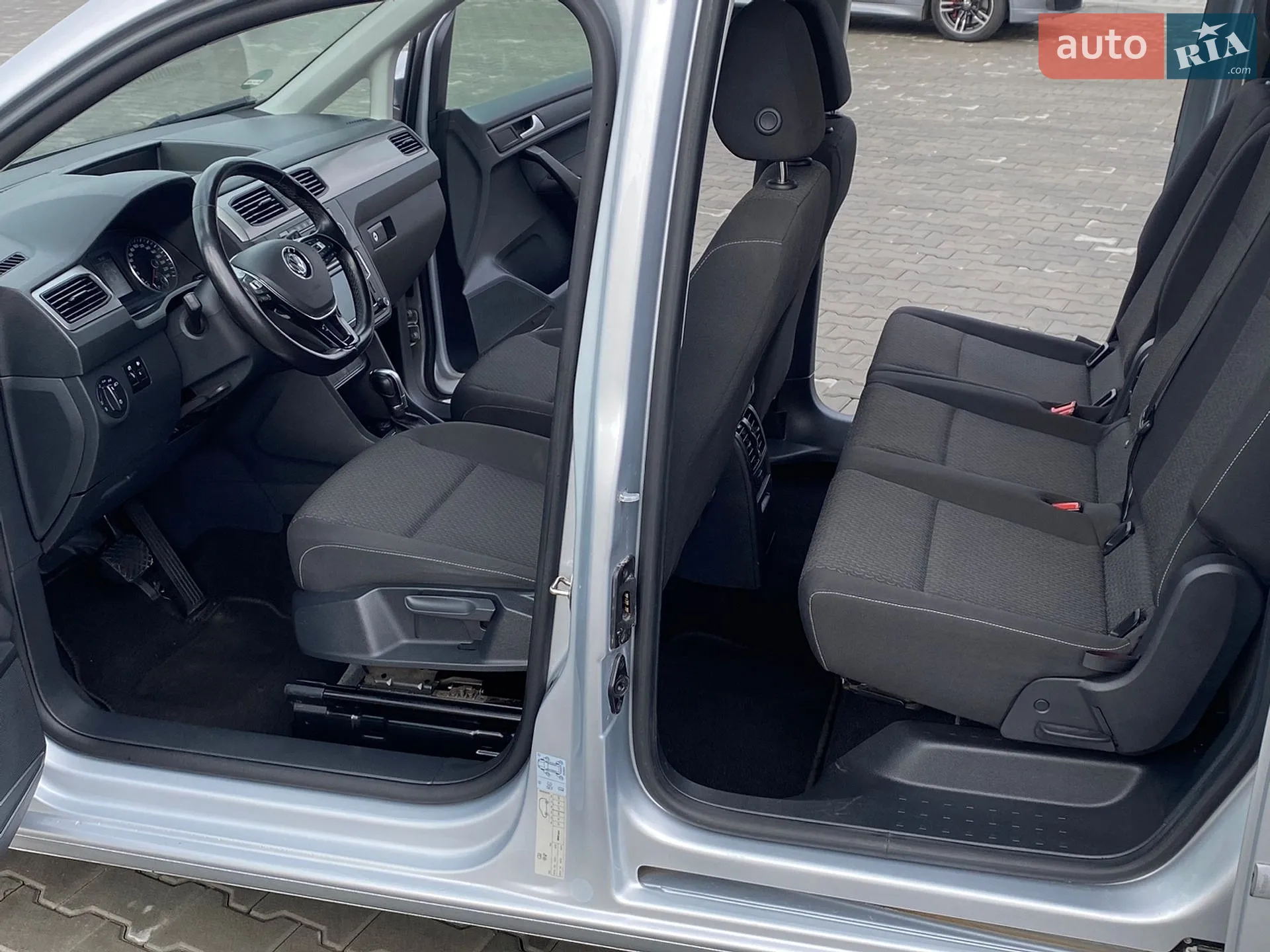 2018 Volkswagen Caddy - мініатюра 18