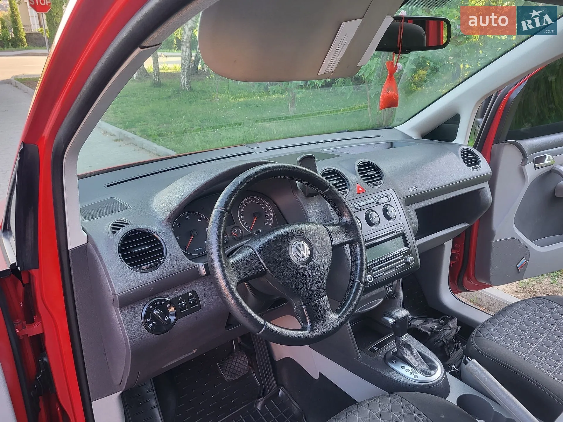 2010 Volkswagen Caddy - мініатюра 125
