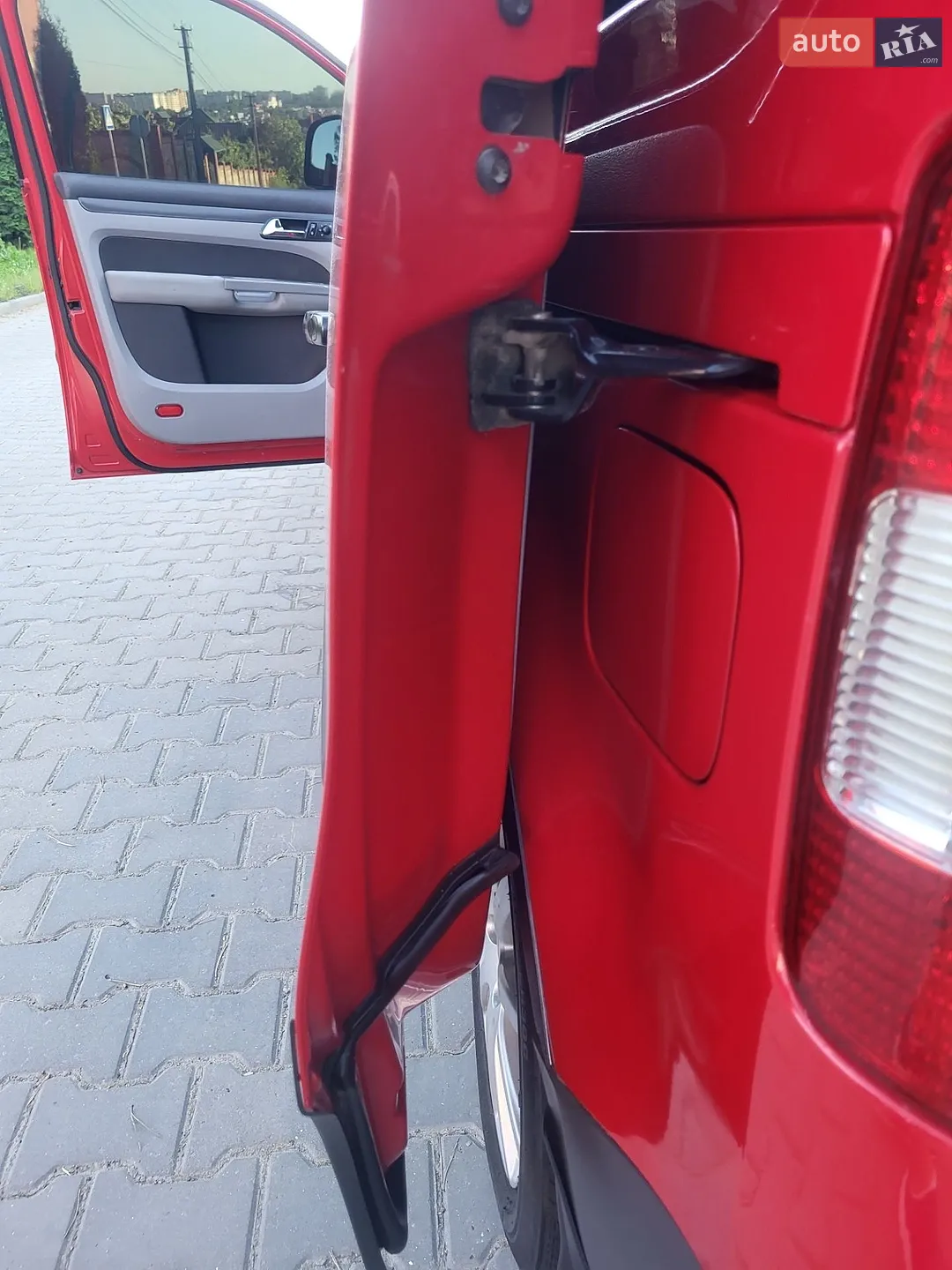 2010 Volkswagen Caddy - мініатюра 140