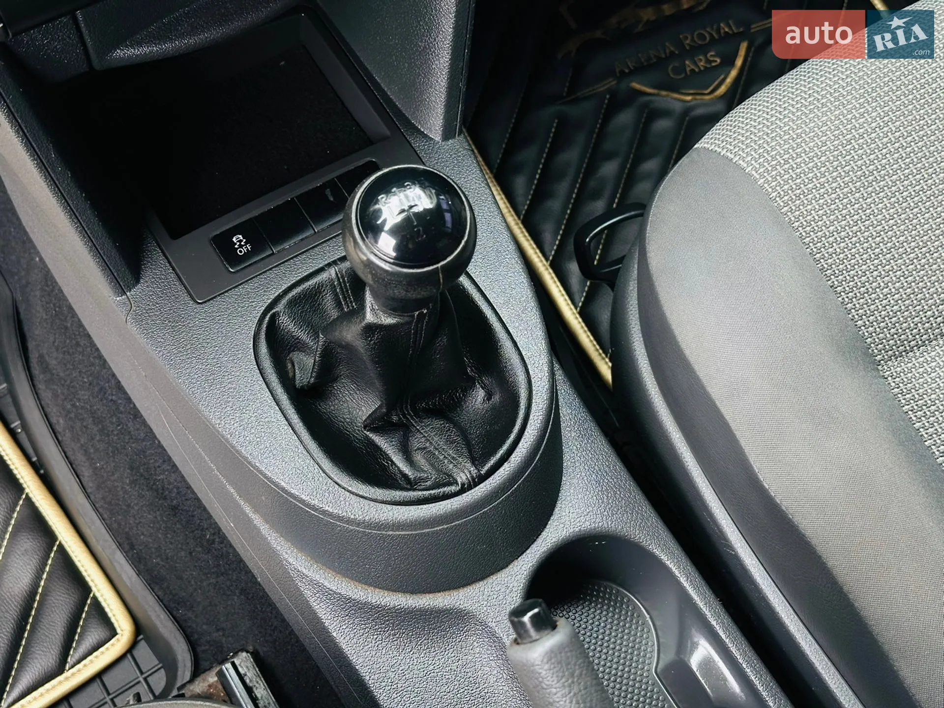 2010 Volkswagen Caddy - мініатюра 27