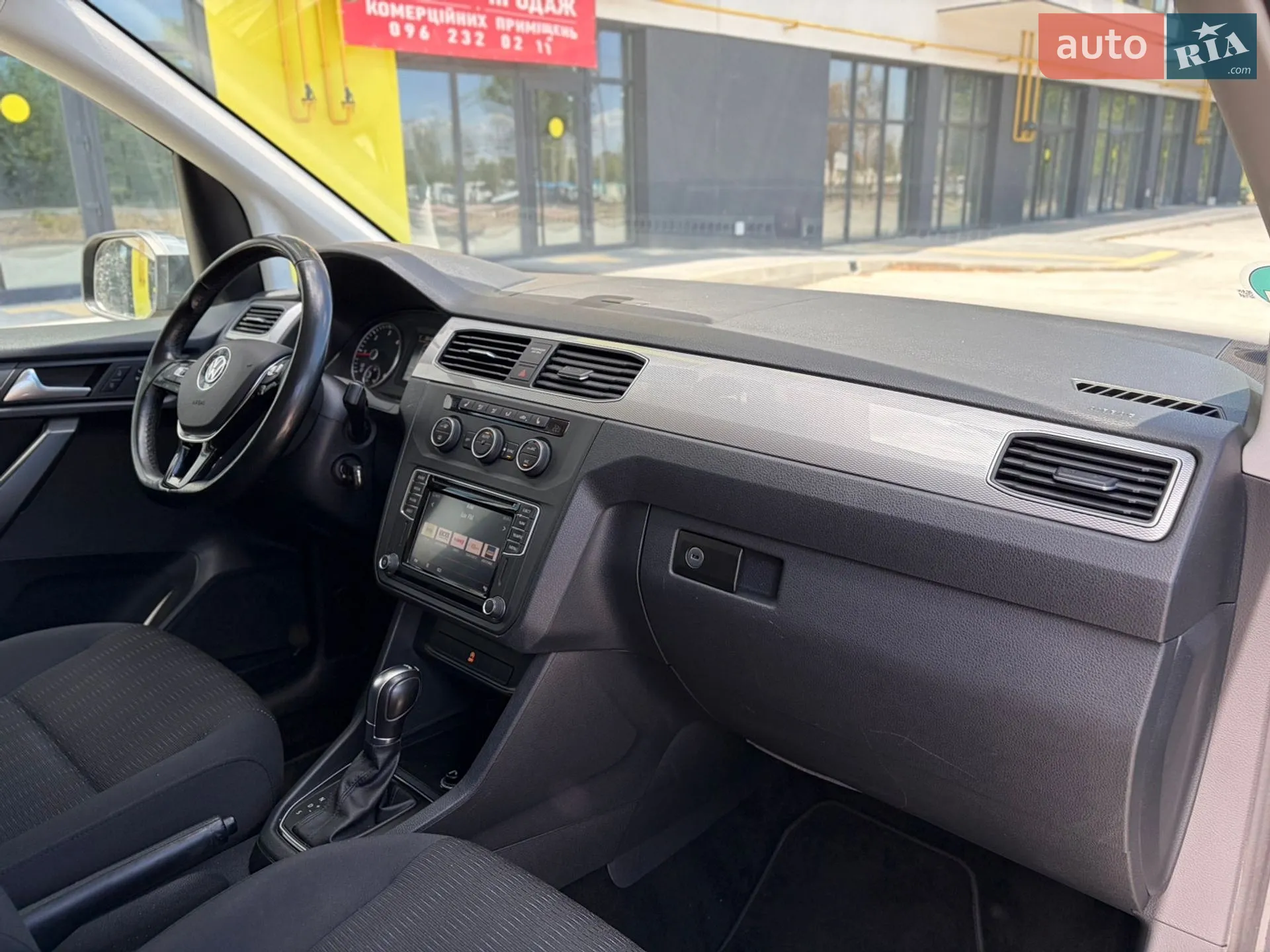 2017 Volkswagen Caddy - мініатюра 32