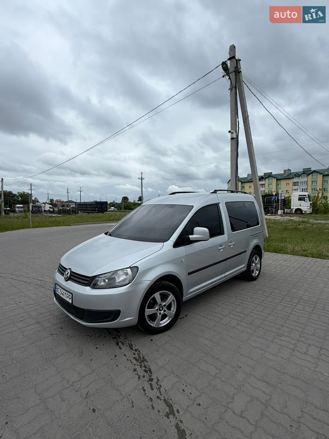 2011 Volkswagen Caddy - фото 1