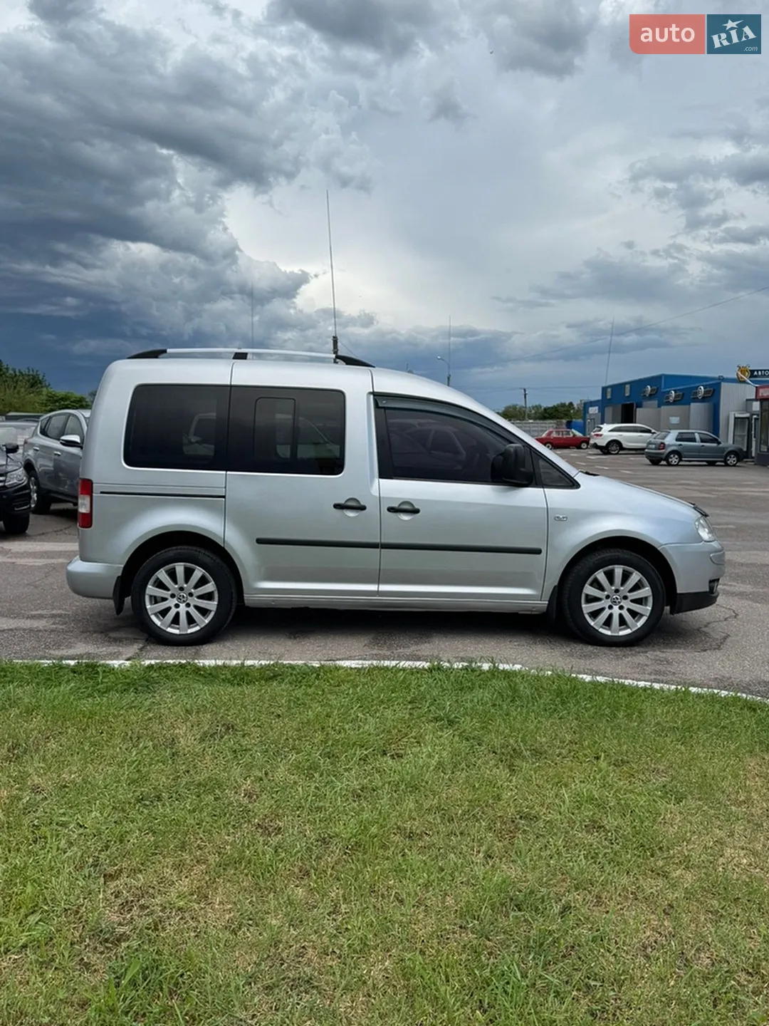 2010 Volkswagen Caddy - мініатюра 4