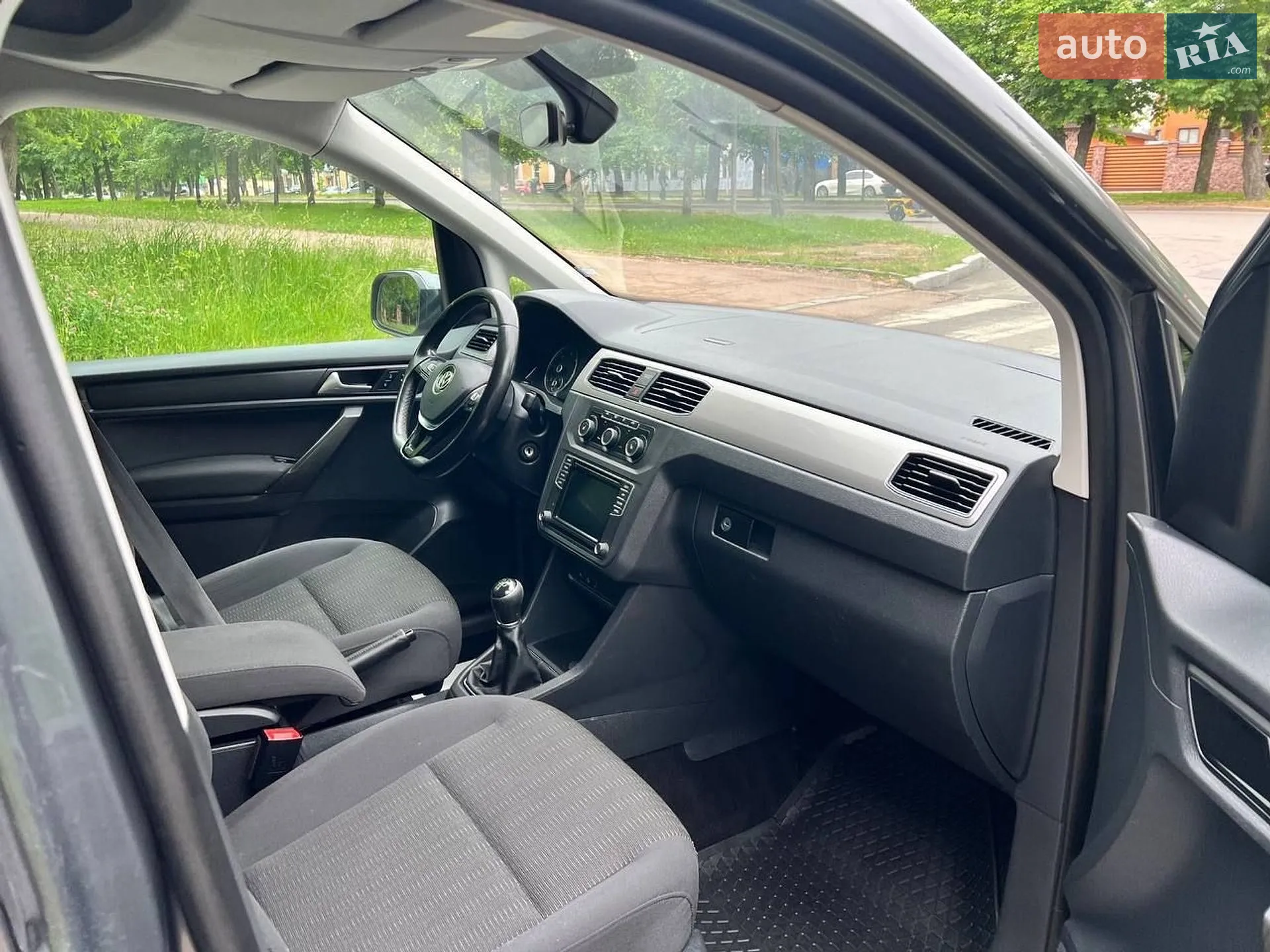 2018 Volkswagen Caddy - мініатюра 37