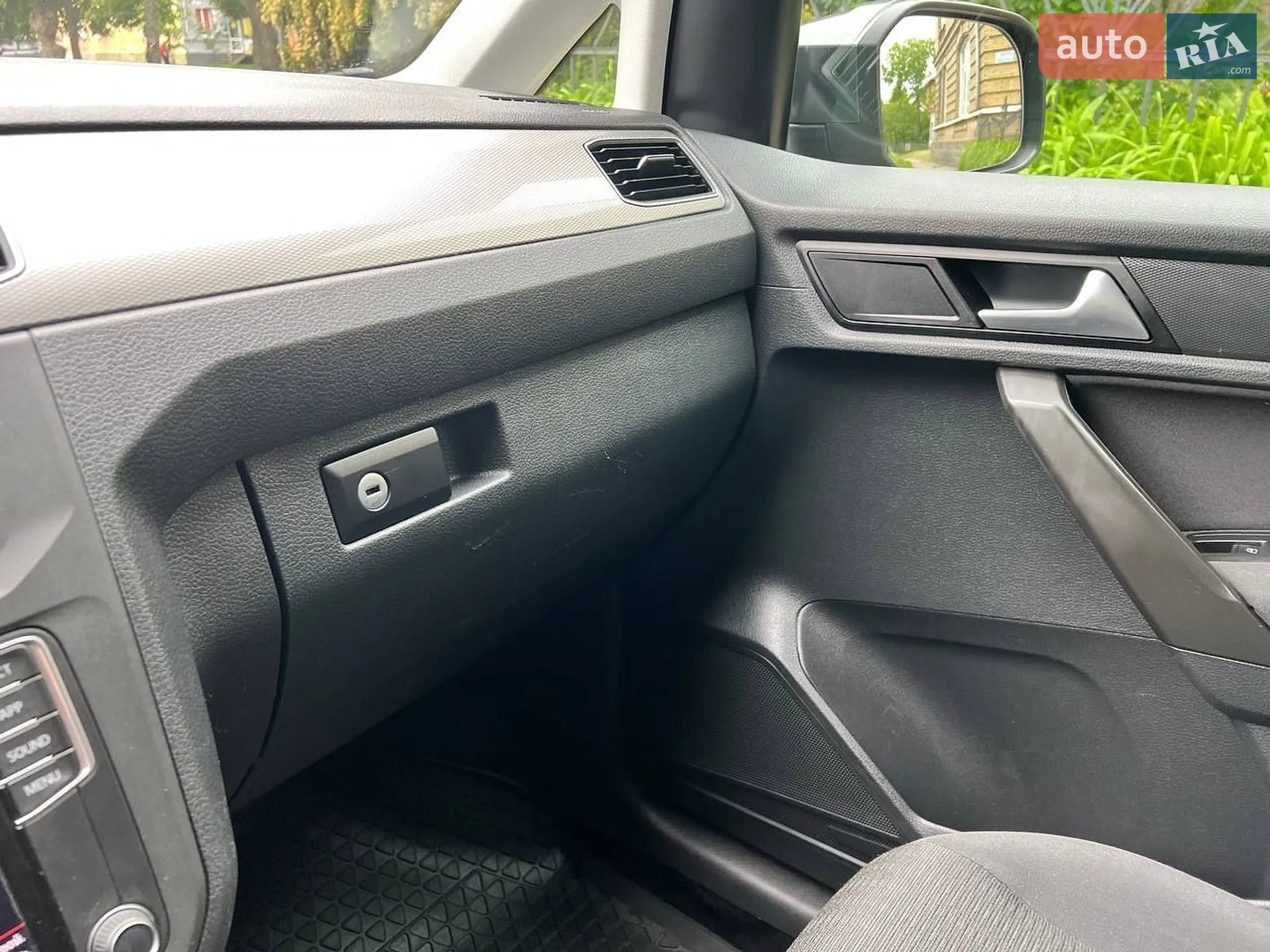 2018 Volkswagen Caddy - мініатюра 42