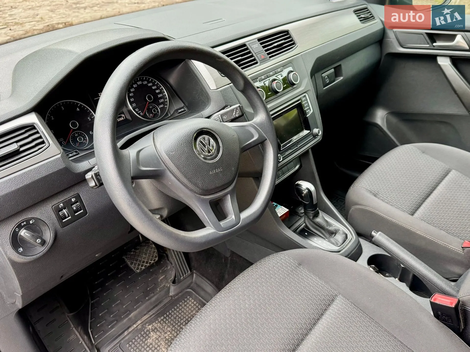 2018 Volkswagen Caddy - мініатюра 13