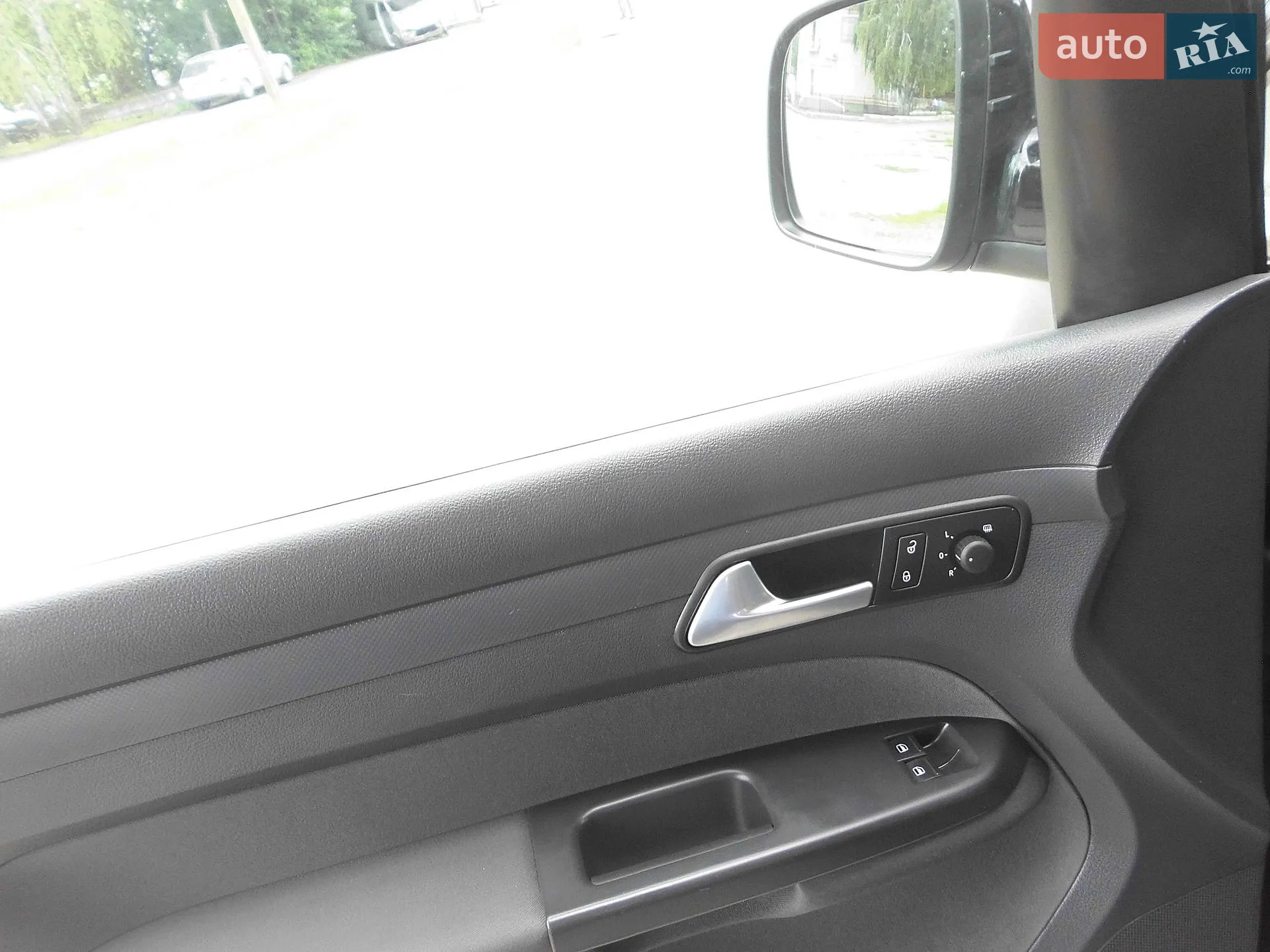 2015 Volkswagen Caddy - мініатюра 33