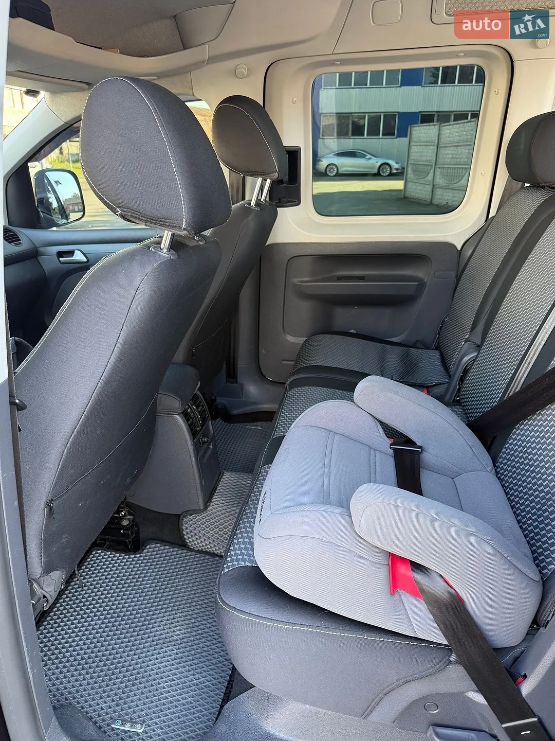 2011 Volkswagen Caddy - мініатюра 12