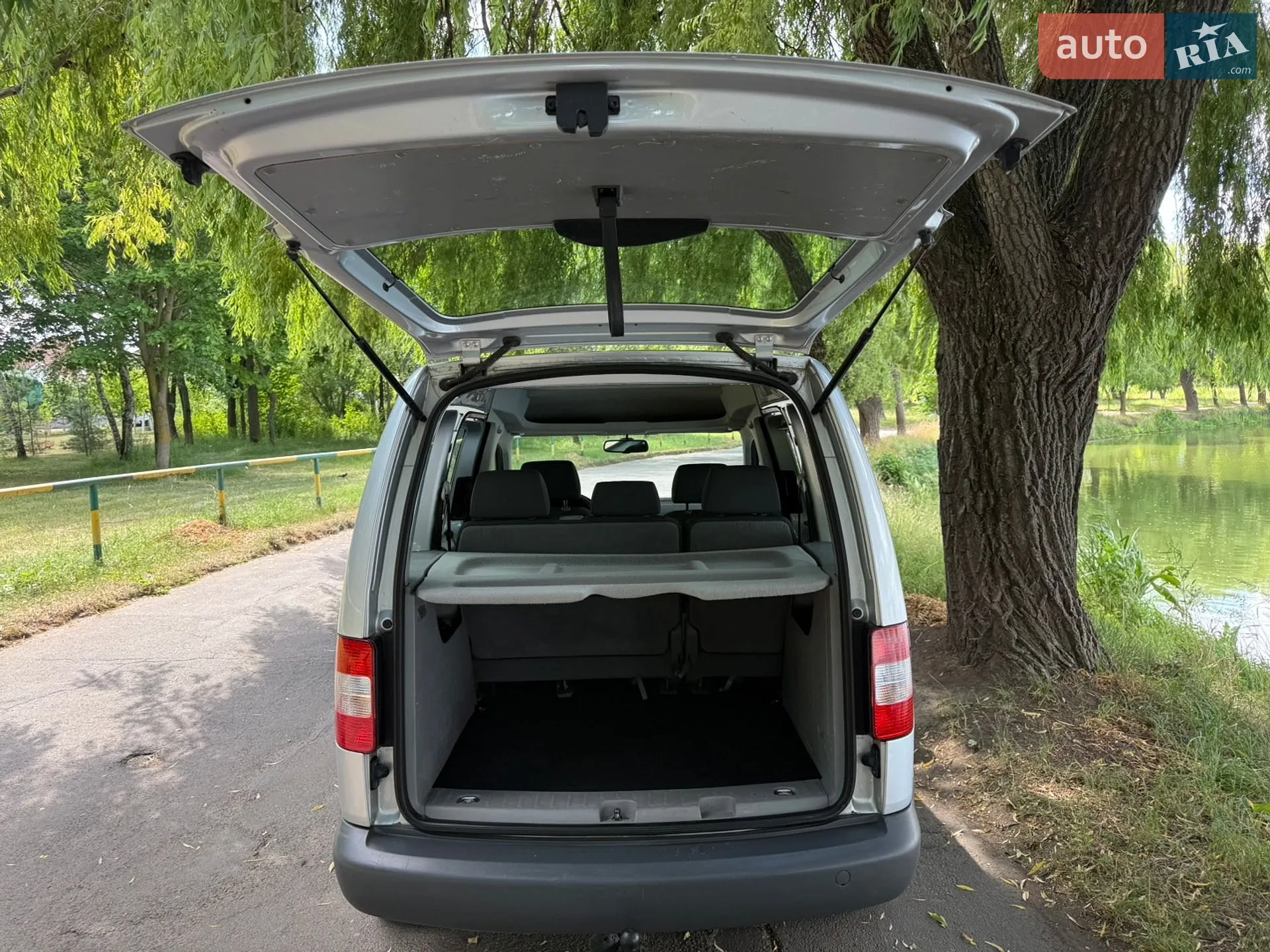 2010 Volkswagen Caddy - мініатюра 30
