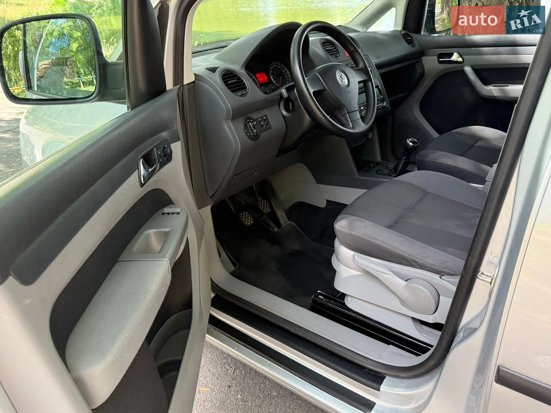 2010 Volkswagen Caddy - мініатюра 40