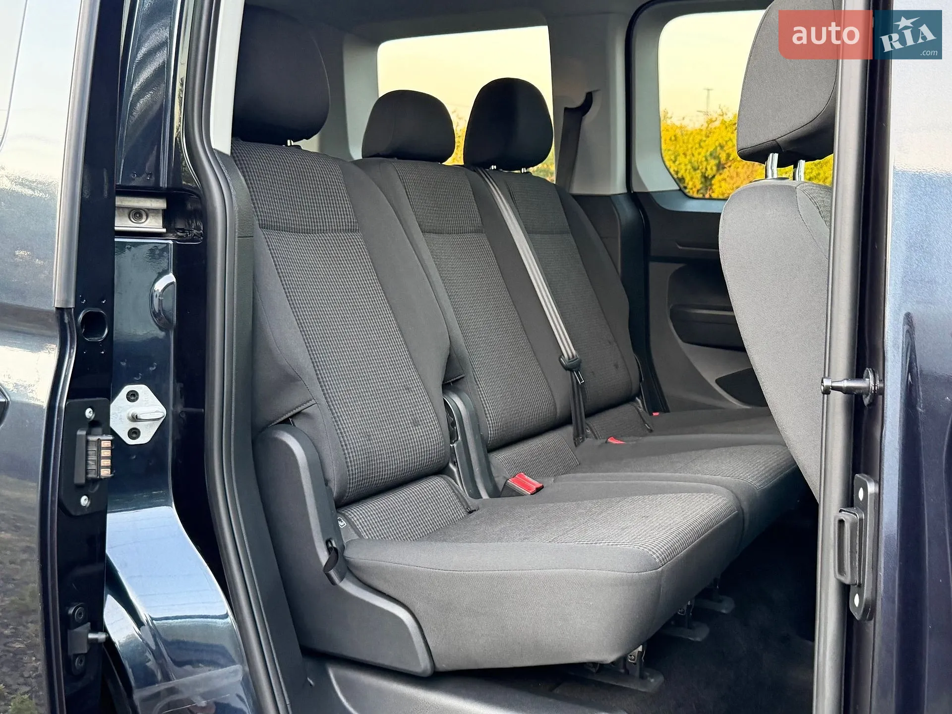 2021 Volkswagen Caddy - мініатюра 37