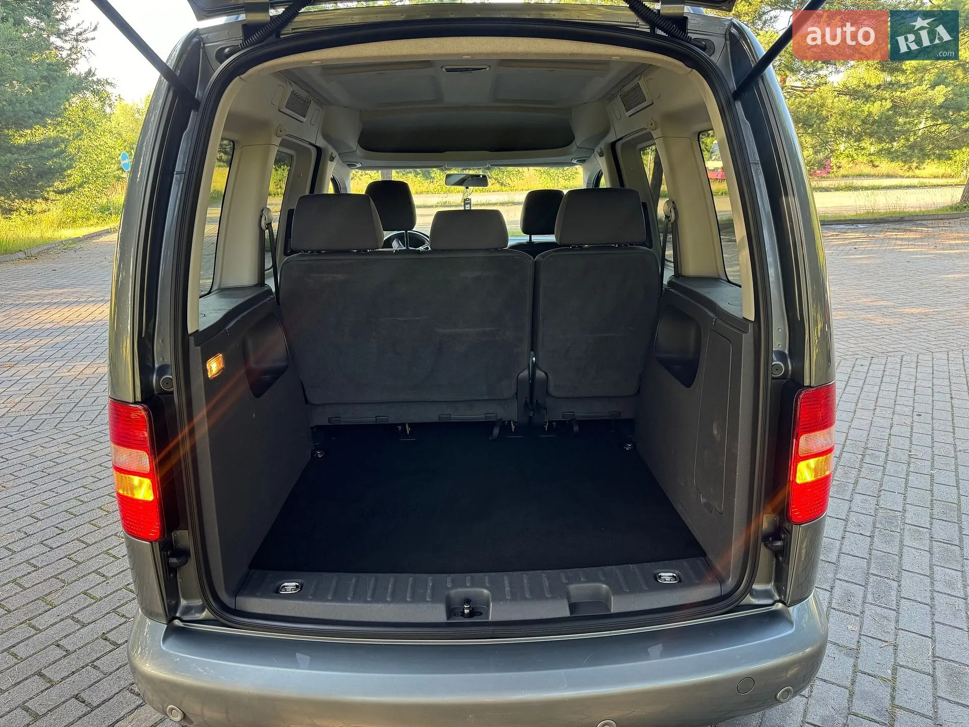 2012 Volkswagen Caddy - мініатюра 135