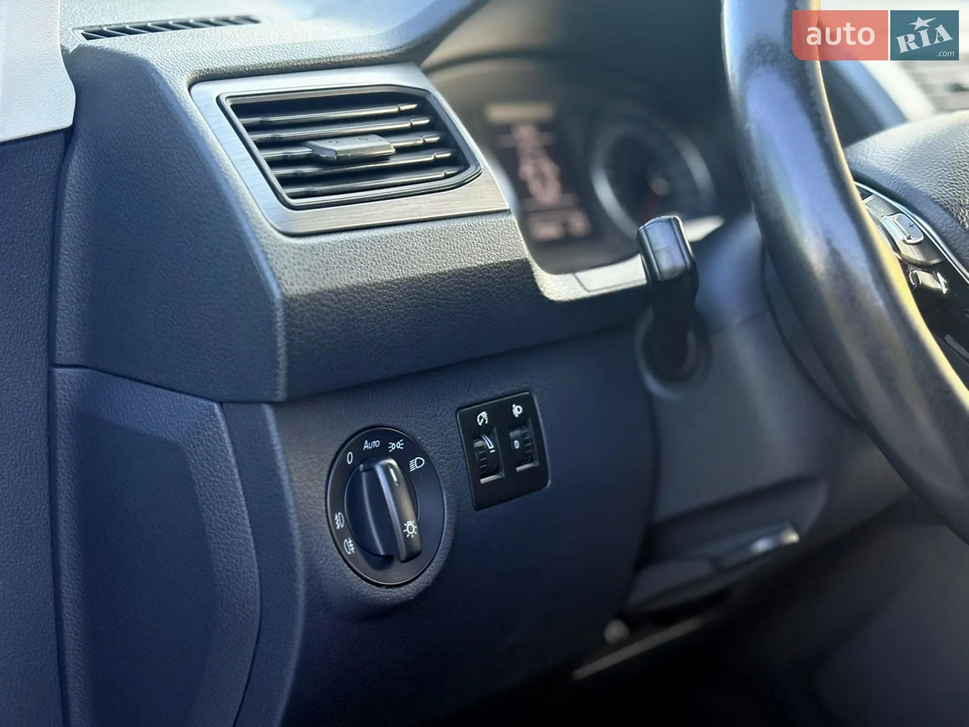 2018 Volkswagen Caddy - мініатюра 29