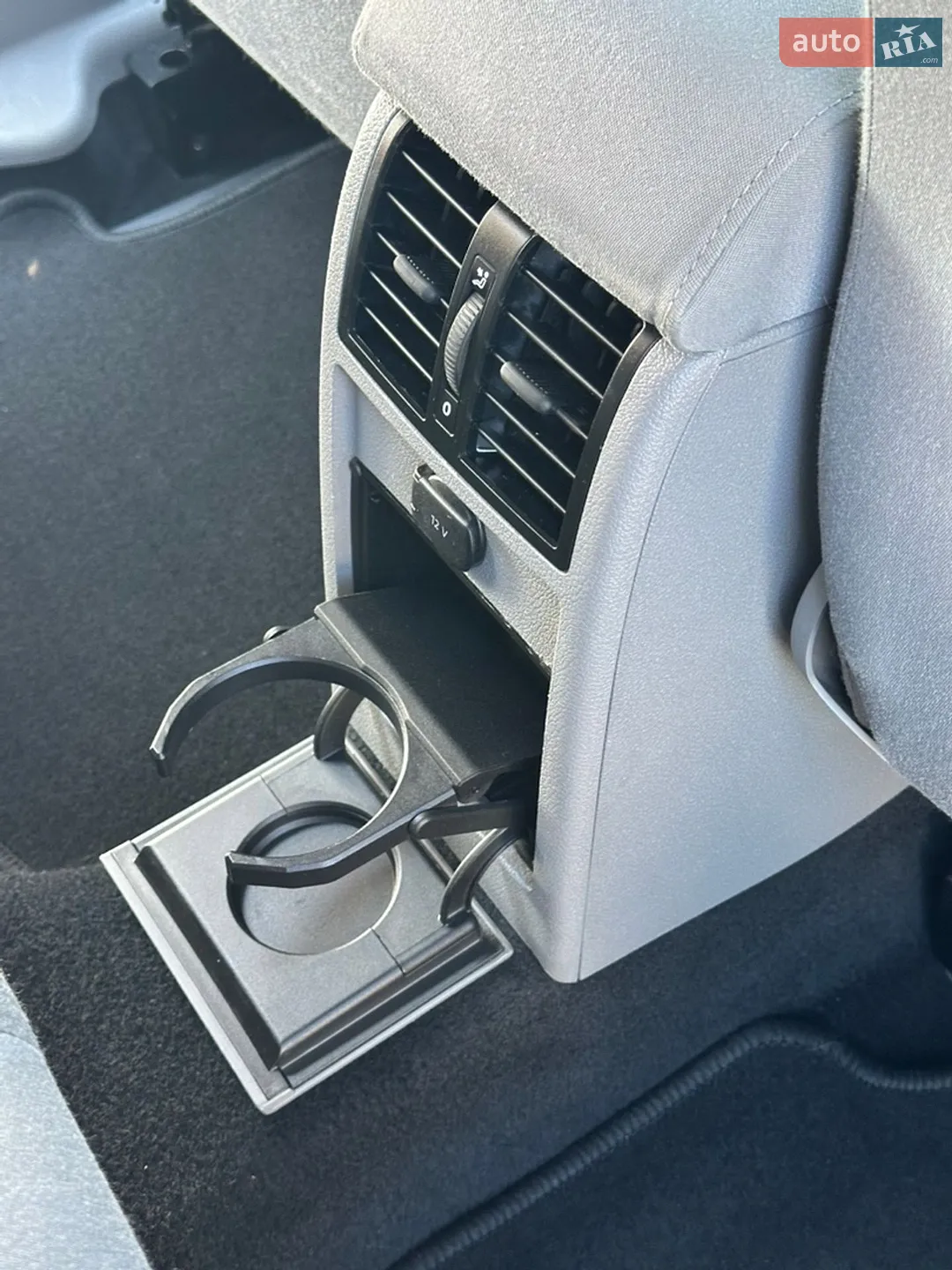 2010 Volkswagen Caddy - мініатюра 26