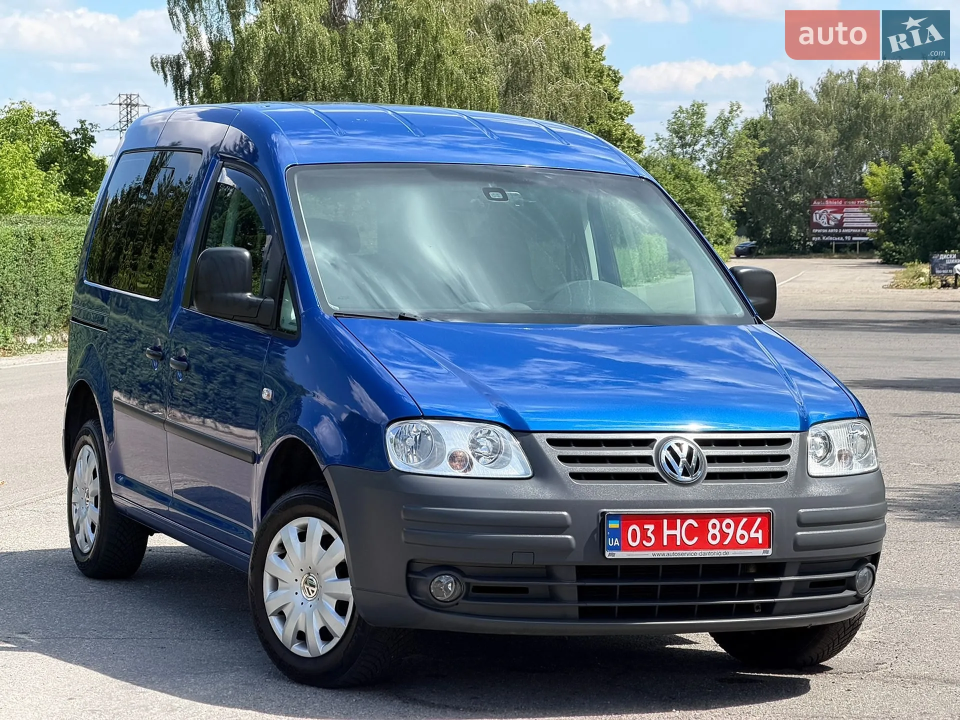 2010 Volkswagen Caddy - фото 1