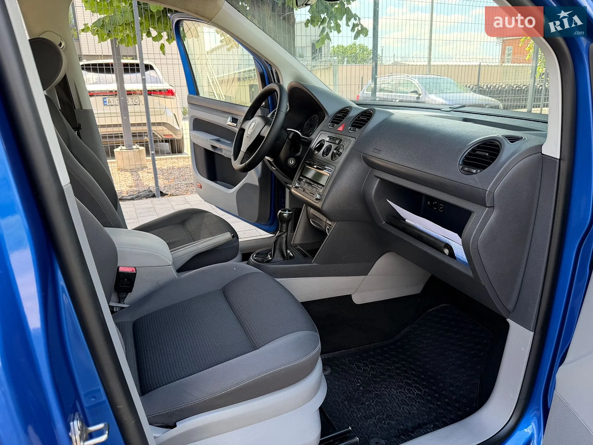 2010 Volkswagen Caddy - мініатюра 22