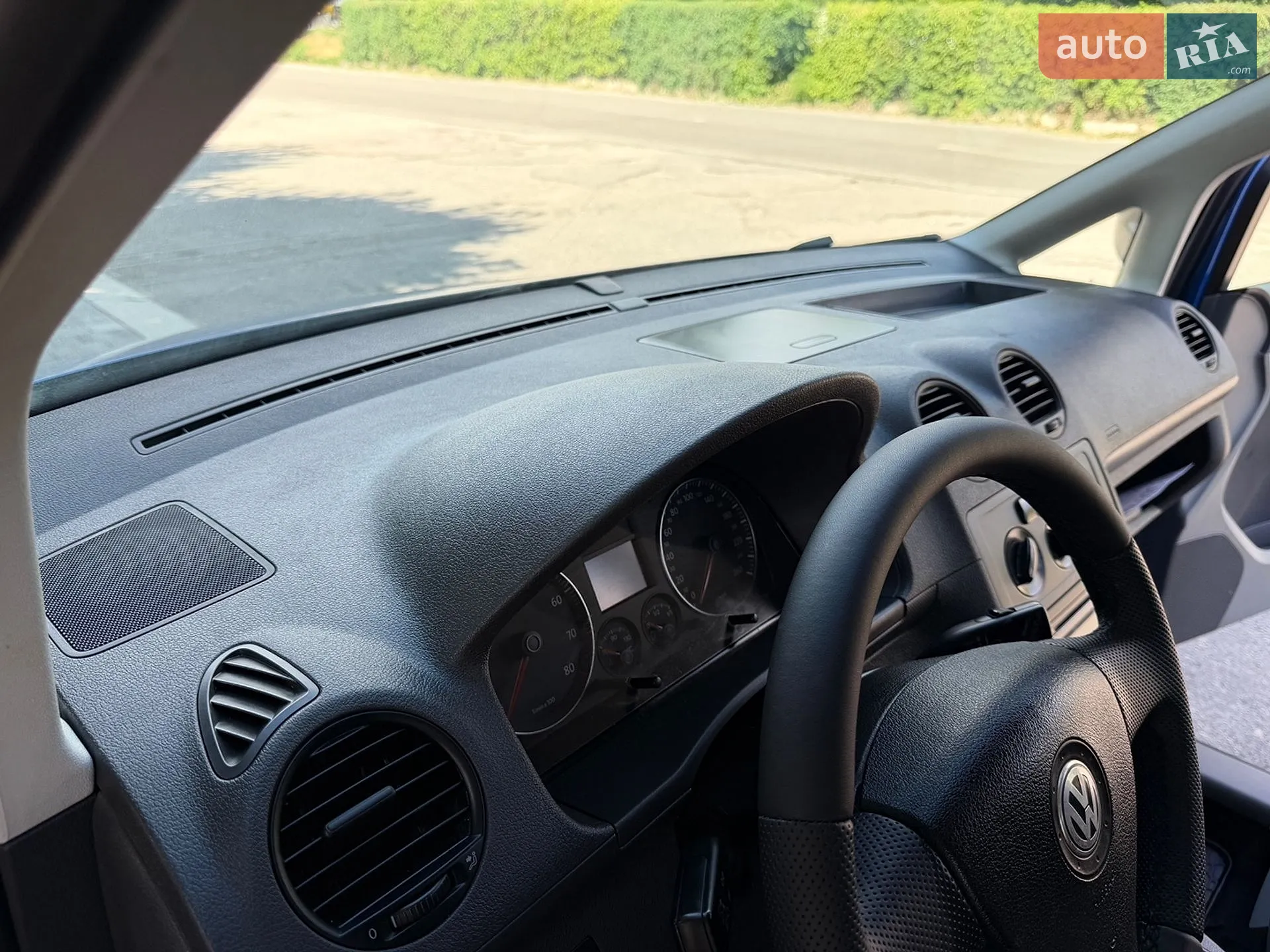 2010 Volkswagen Caddy - мініатюра 30