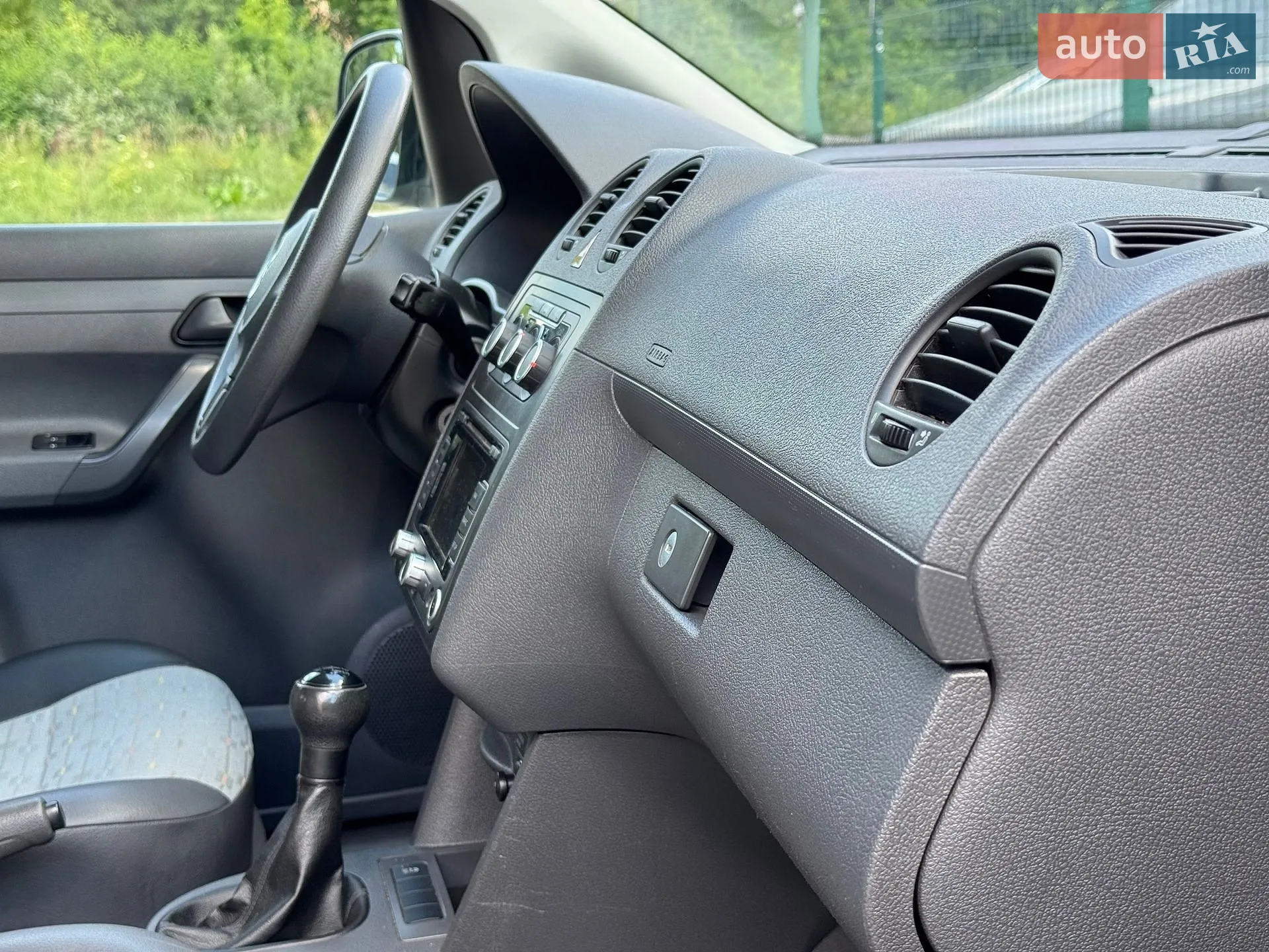 2011 Volkswagen Caddy - мініатюра 32