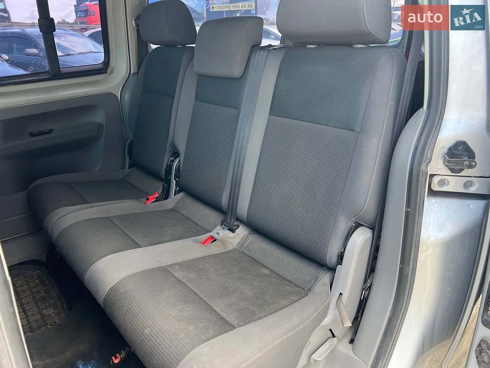 2010 Volkswagen Caddy - мініатюра 31