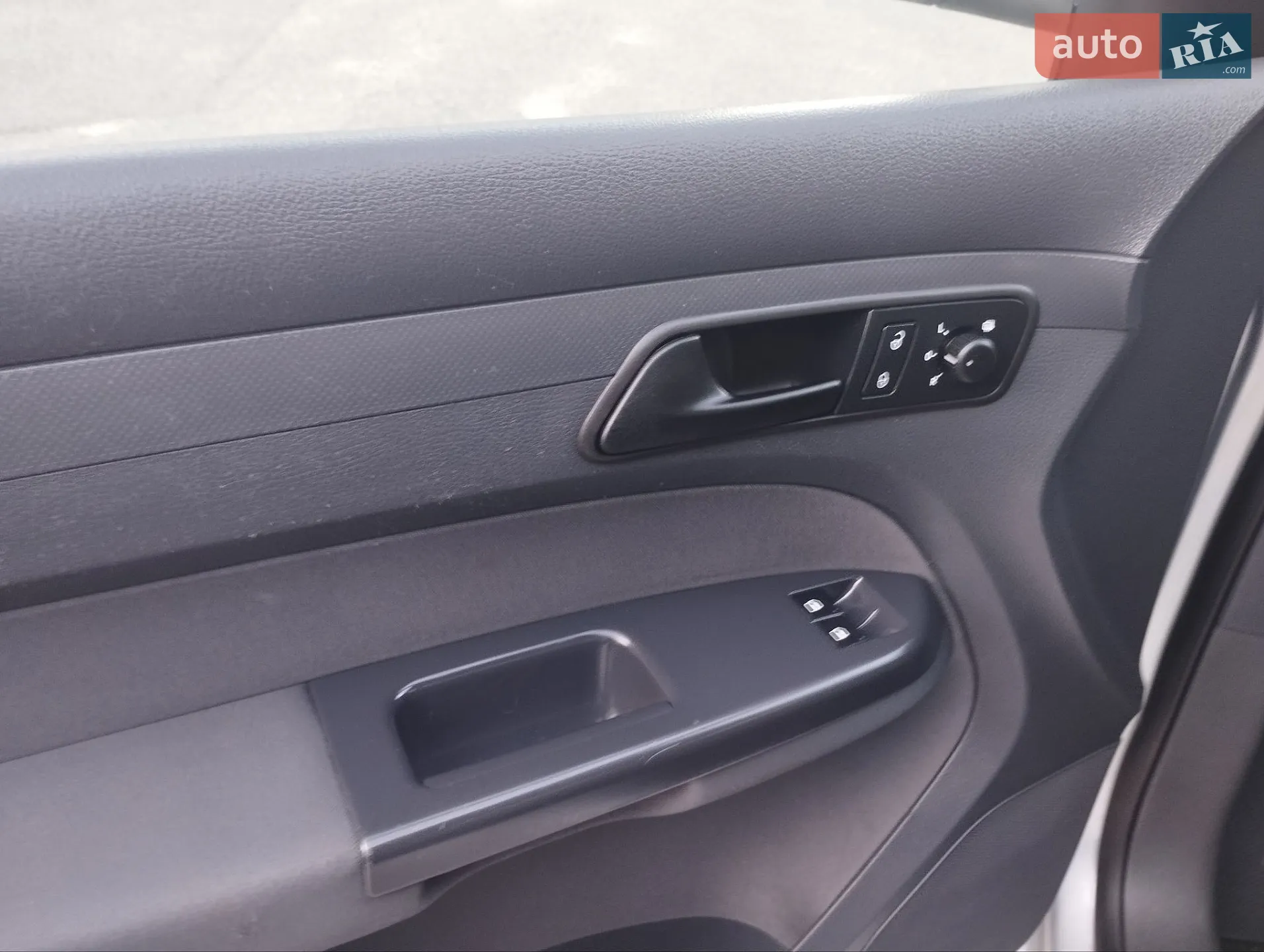2012 Volkswagen Caddy - мініатюра 33
