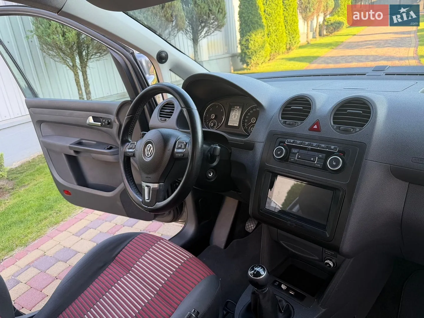 2012 Volkswagen Caddy - мініатюра 26