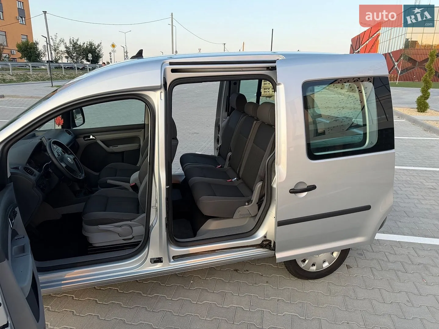 2010 Volkswagen Caddy - мініатюра 19