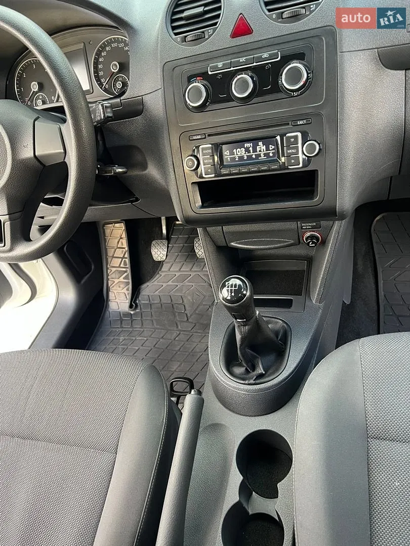 2013 Volkswagen Caddy - мініатюра 24