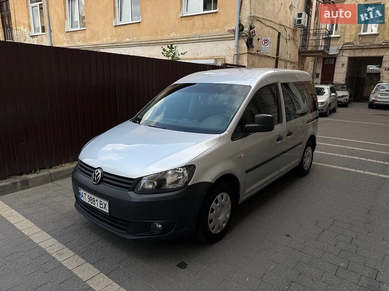 2011 Volkswagen Caddy - фото 1