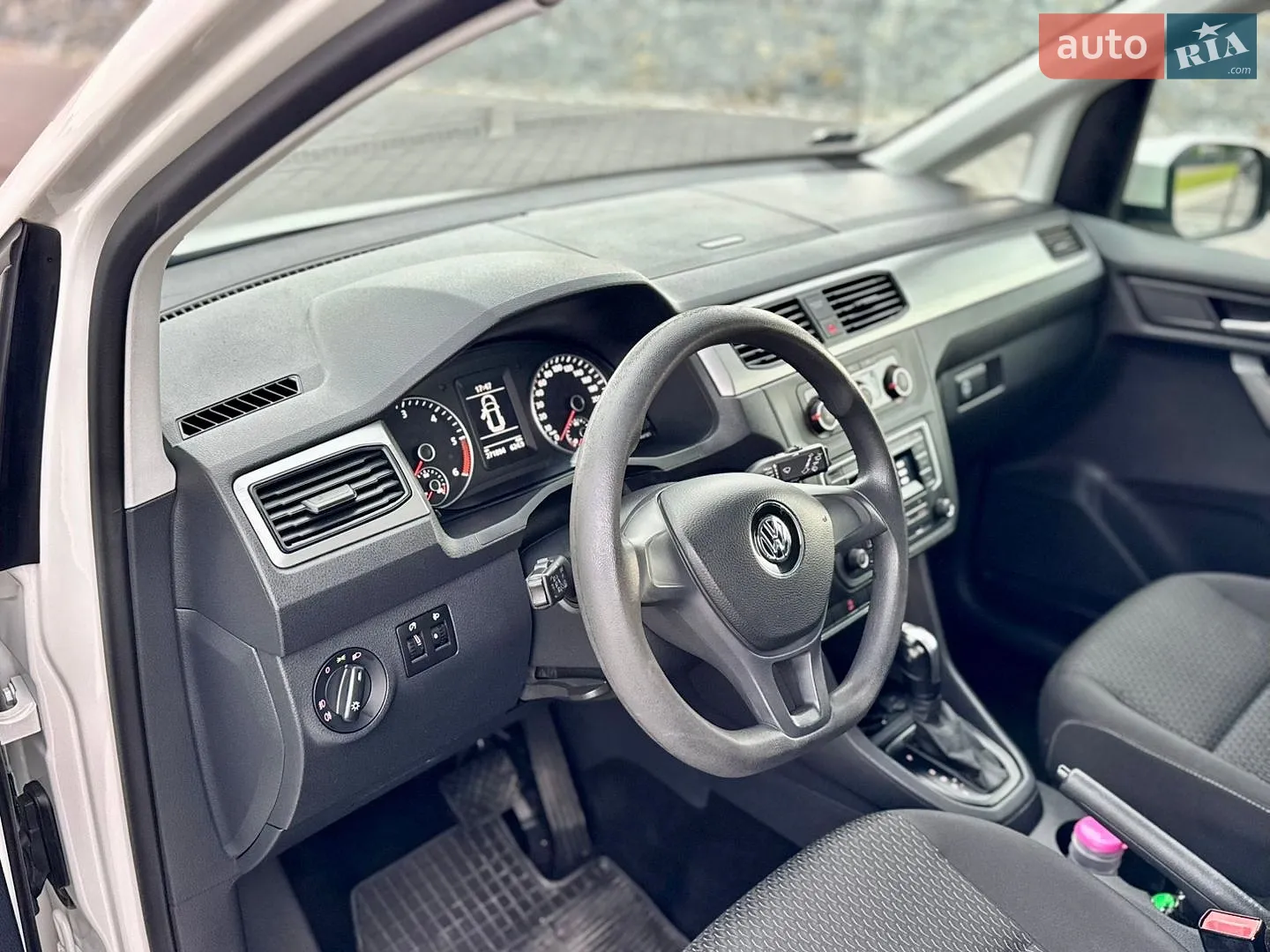 2018 Volkswagen Caddy - мініатюра 20