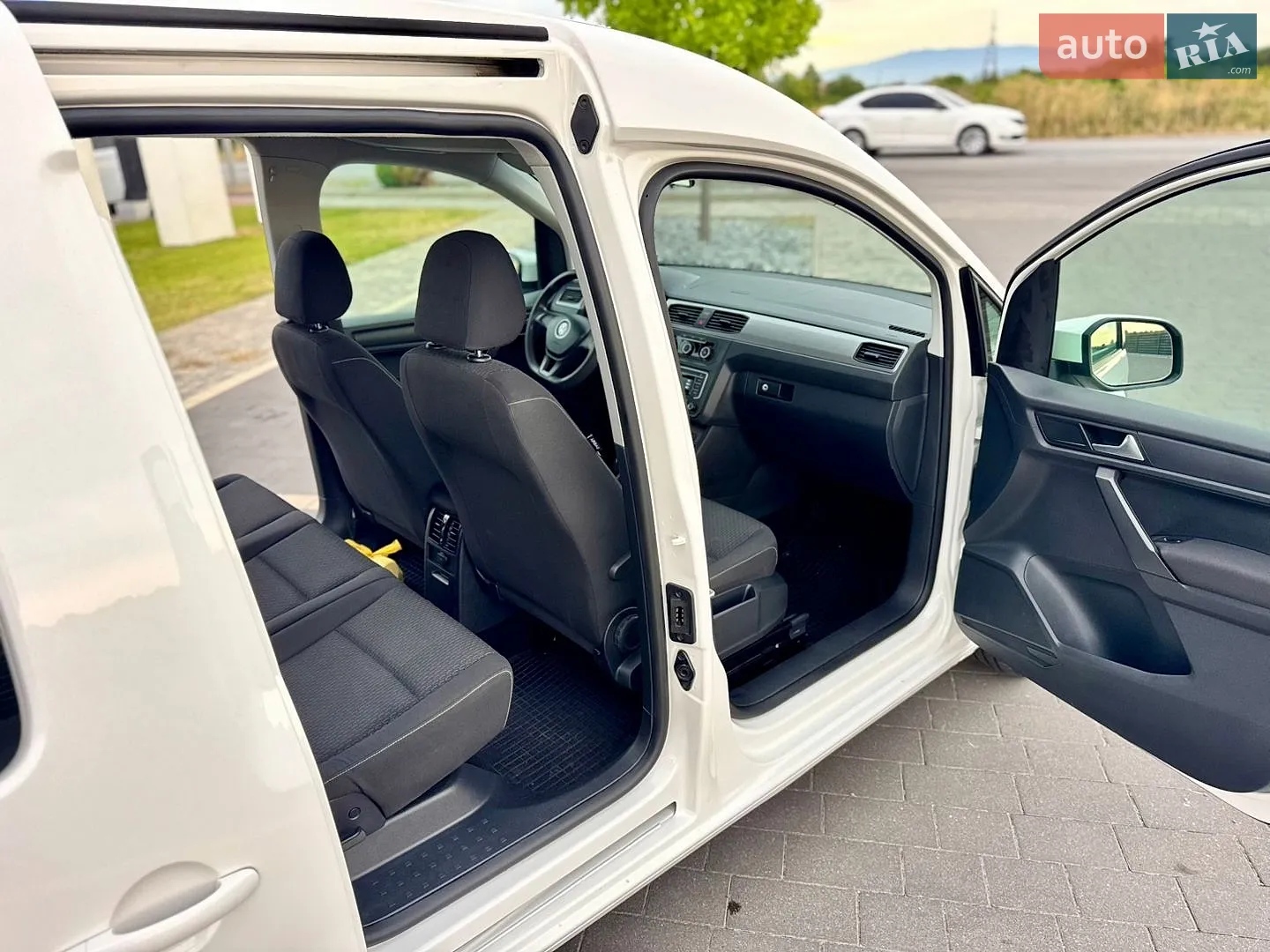 2018 Volkswagen Caddy - мініатюра 23