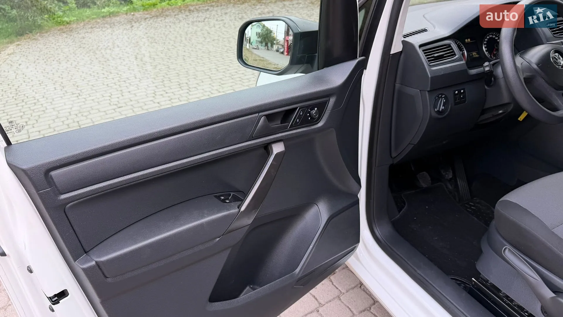 2020 Volkswagen Caddy - мініатюра 17