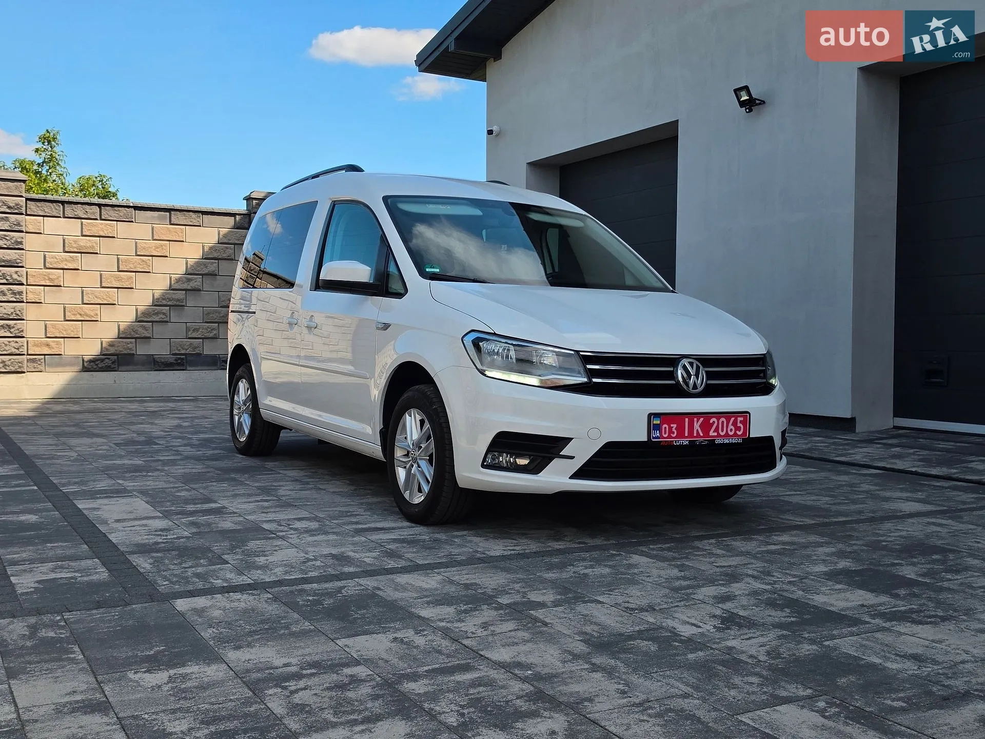 2019 Volkswagen Caddy - фото 1