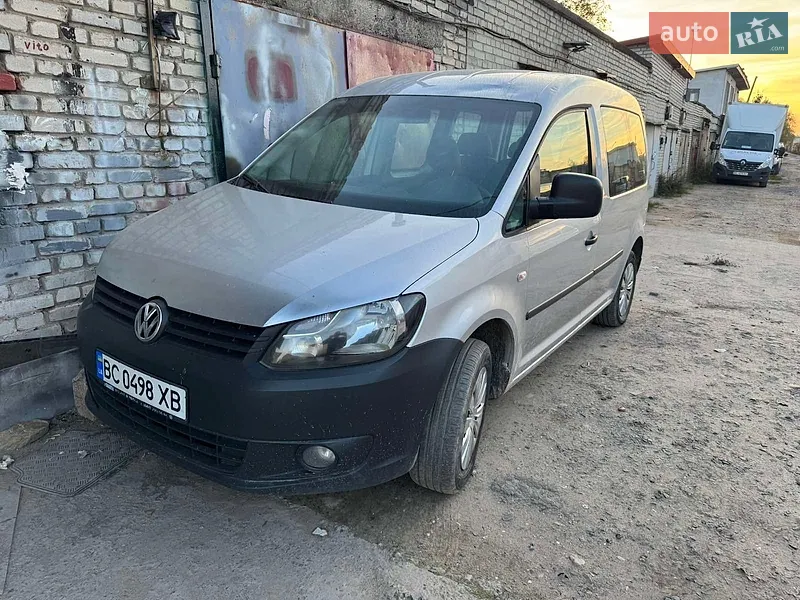 Volkswagen Caddy 2011