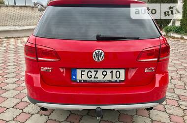 Универсал Volkswagen Carat 2014 в Ровно