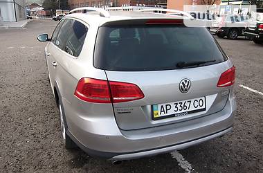Універсал Volkswagen Carat 2012 в Дніпрі