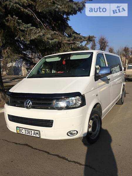  Volkswagen Caravelle 2012 в 