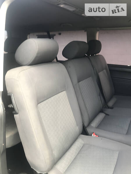 Універсал Volkswagen Caravelle 2010 в Києві
