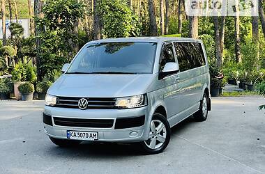 Минивэн Volkswagen Caravelle 2014 в Киеве