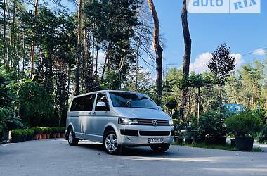 Минивэн Volkswagen Caravelle 2014 в Киеве