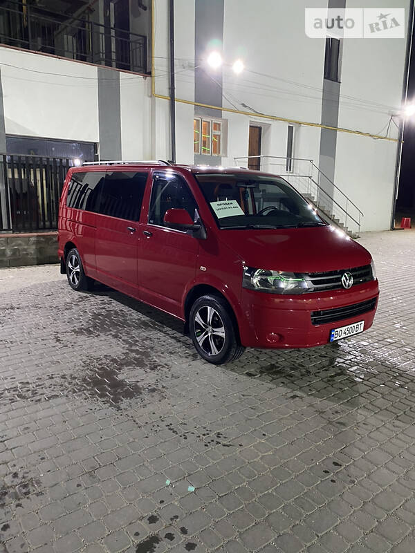 Мінівен Volkswagen Caravelle 2013 в Чорткові