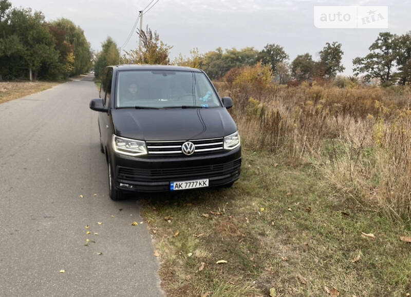Минивэн Volkswagen Caravelle 2018 в Борисполе