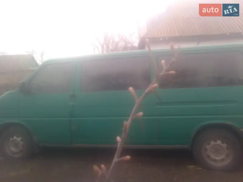 Volkswagen Caravelle