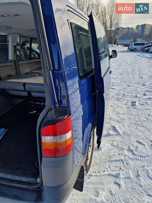 Минивэн Volkswagen Caravelle 2008 в Львове