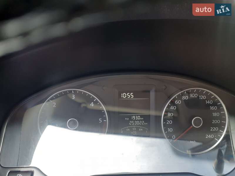 Мінівен Volkswagen Caravelle 2011 в Харкові
