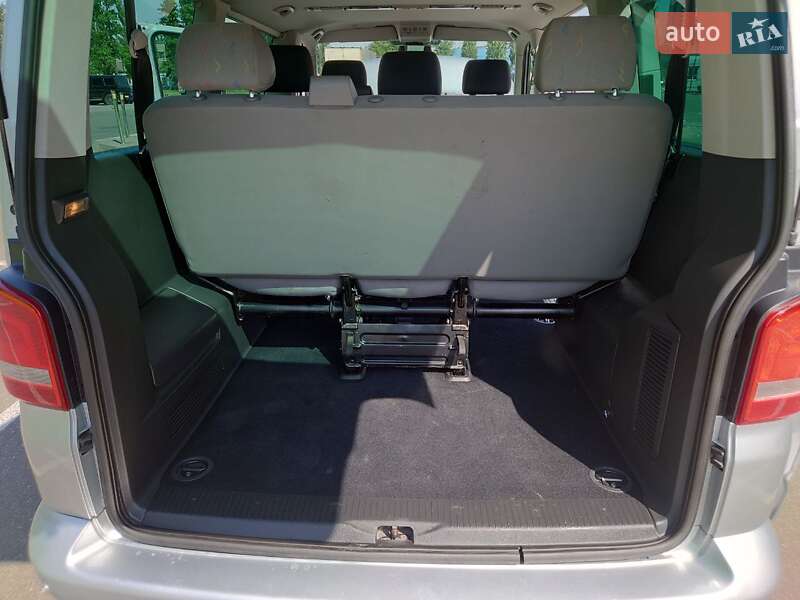 Минивэн Volkswagen Caravelle 2012 в Киеве