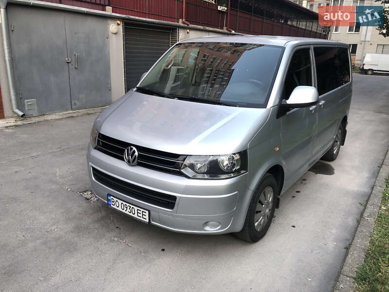 Минивэн Volkswagen Caravelle 2014 в Тернополе