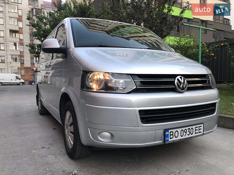 Минивэн Volkswagen Caravelle 2014 в Тернополе