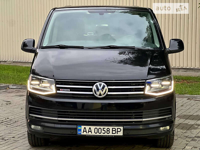 Минивэн Volkswagen Caravelle 2017 в Днепре